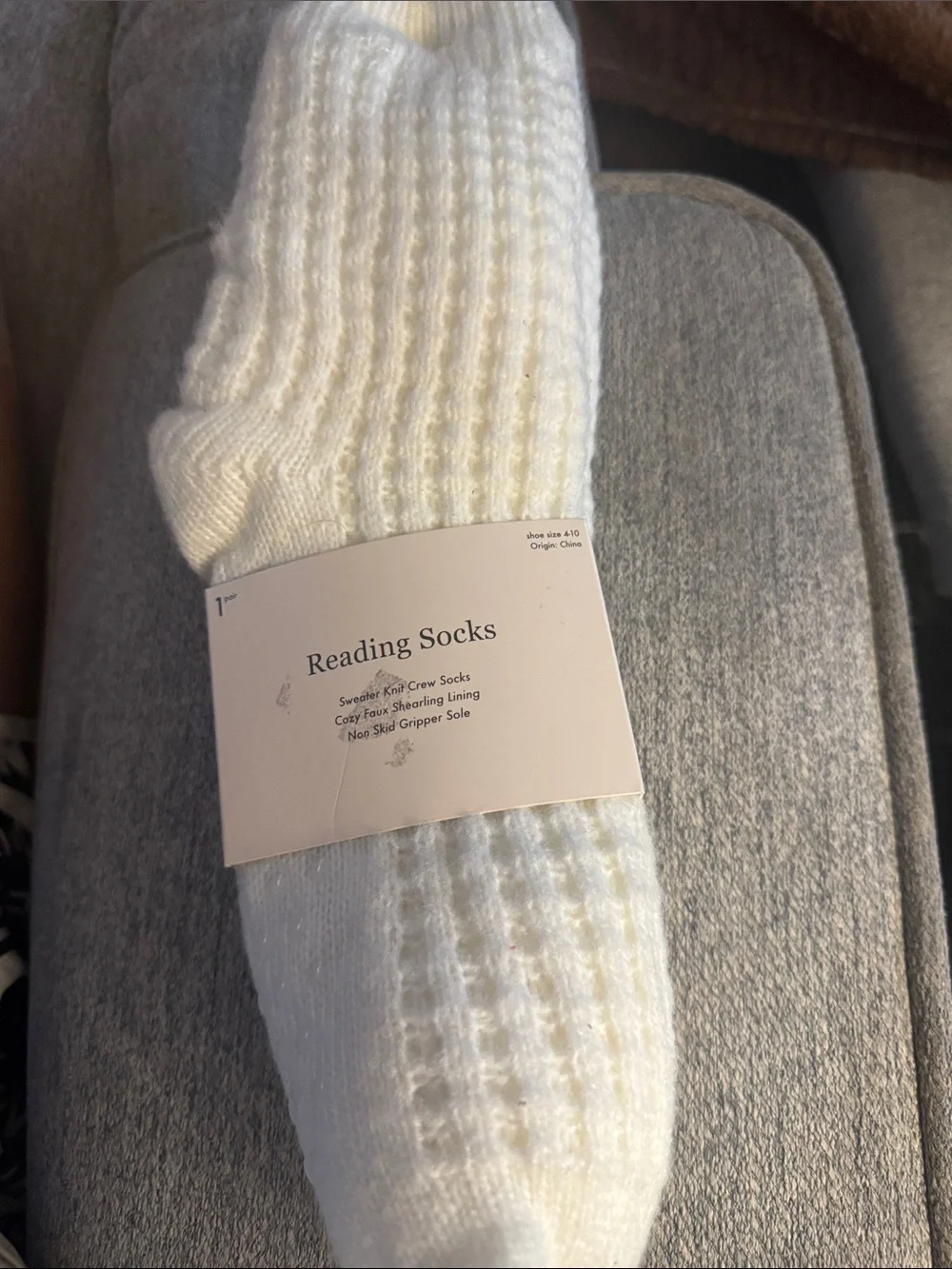 Reading Socks Cozy Sweater Knit Crew Socks - Cream